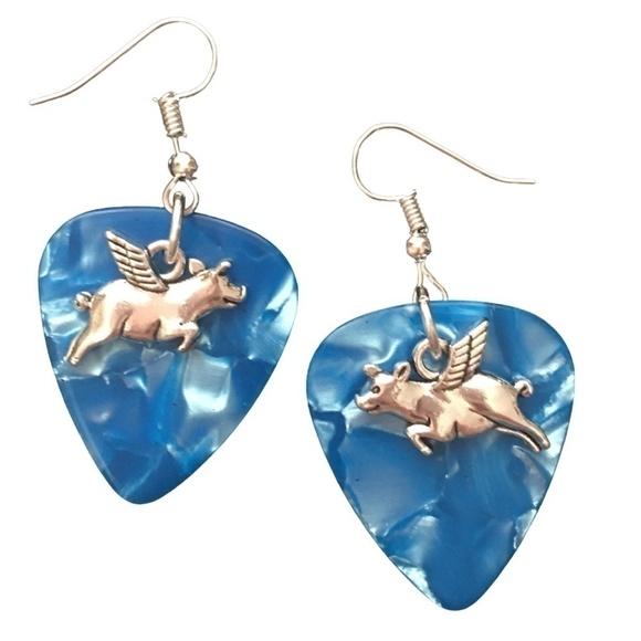 𝅺HAND Crafted Drop Earrings When Pigs Fly Repurposed Guitar Picks - Picture 1 of 6